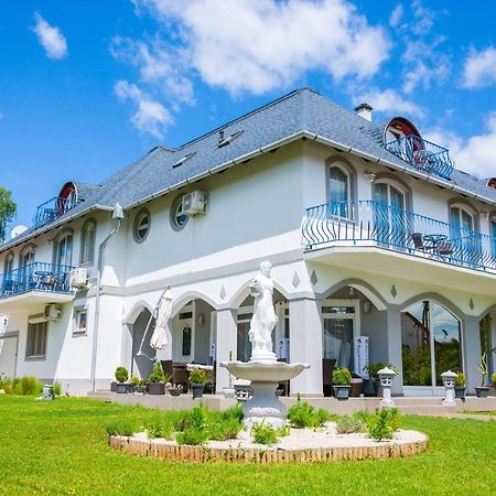 Bed and Breakfast Margret Haus Балатонфюред Екстер'єр фото