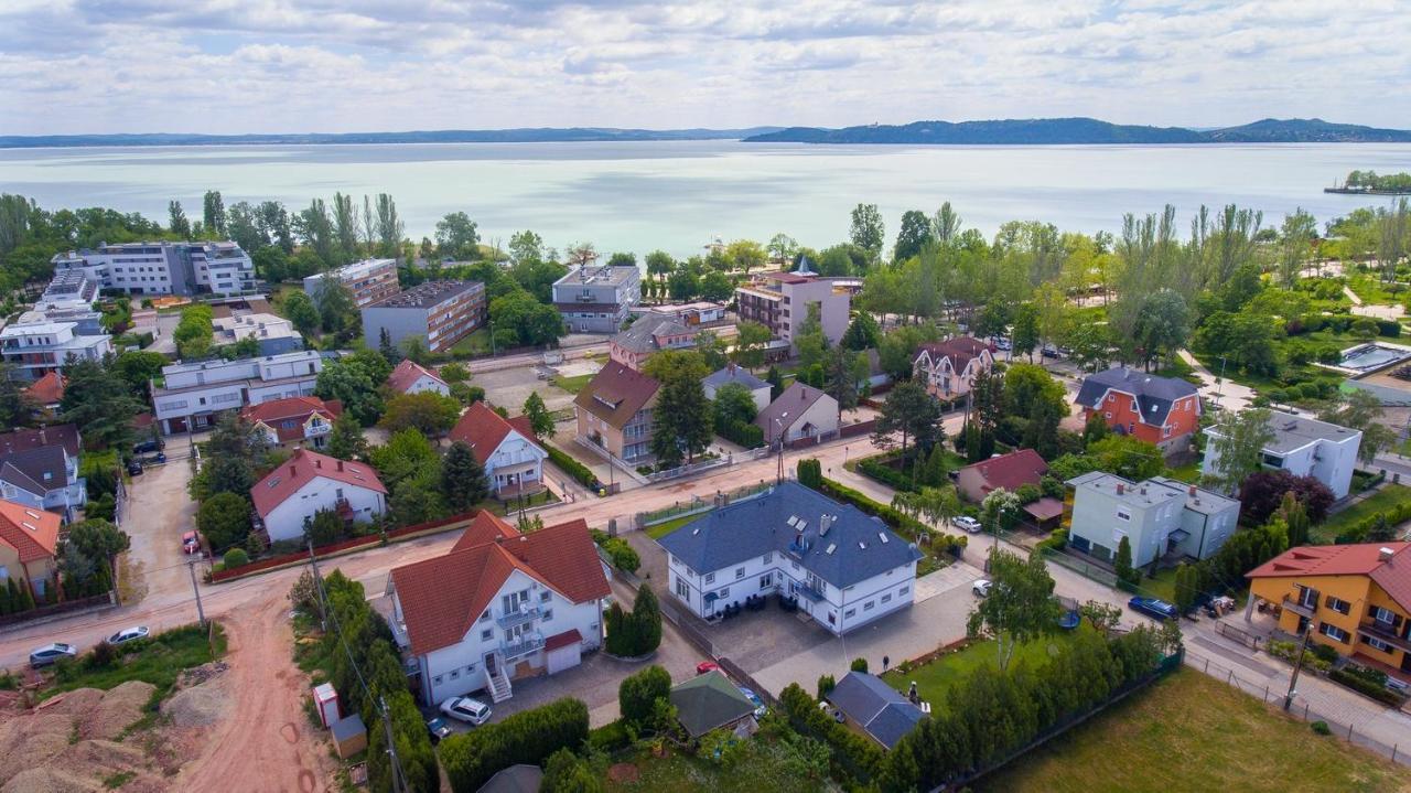 Bed and Breakfast Margret Haus Балатонфюред Екстер'єр фото