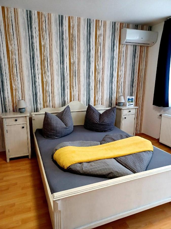 Bed and Breakfast Margret Haus Балатонфюред Екстер'єр фото
