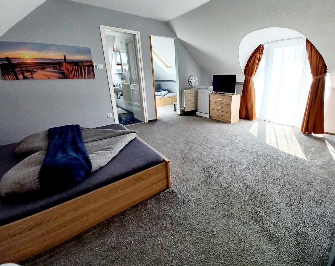 Bed and Breakfast Margret Haus Балатонфюред Екстер'єр фото