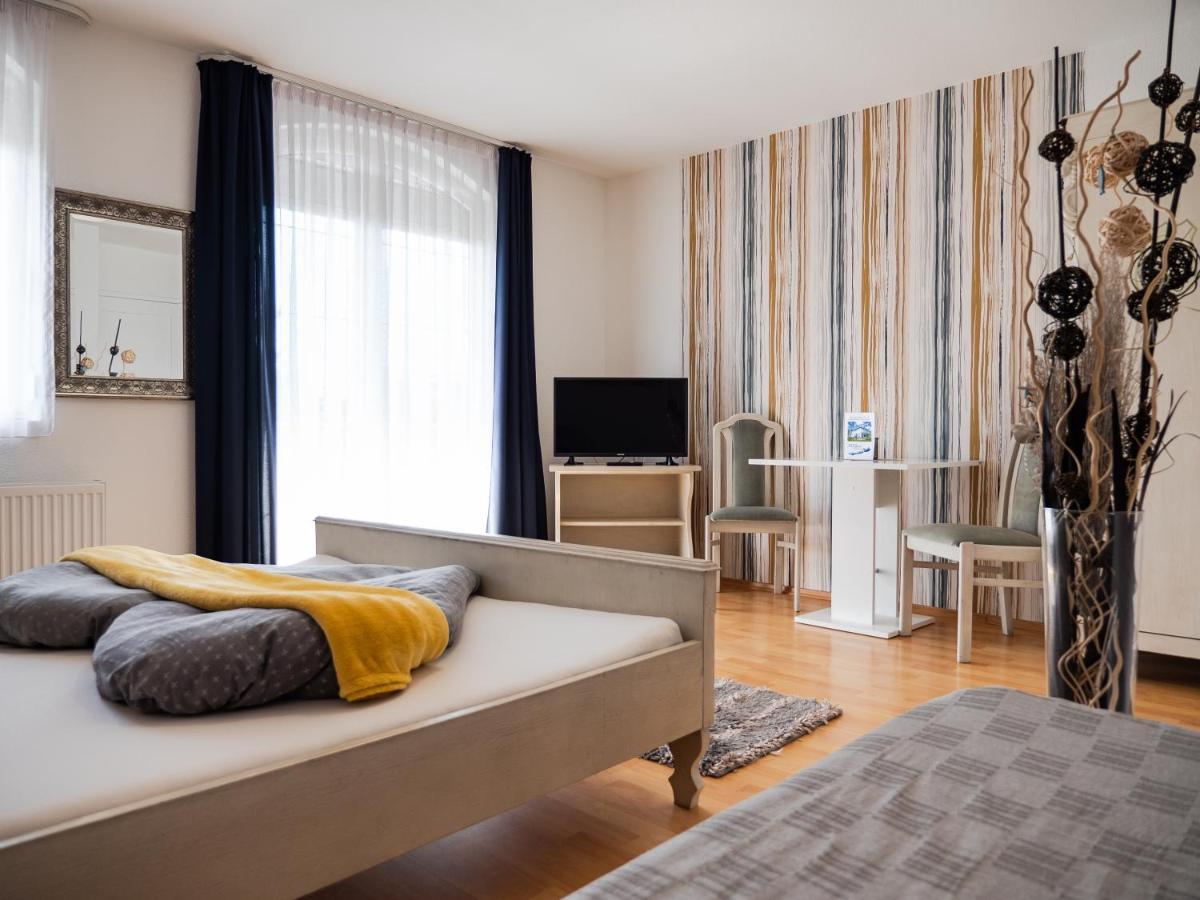 Bed and Breakfast Margret Haus Балатонфюред Екстер'єр фото